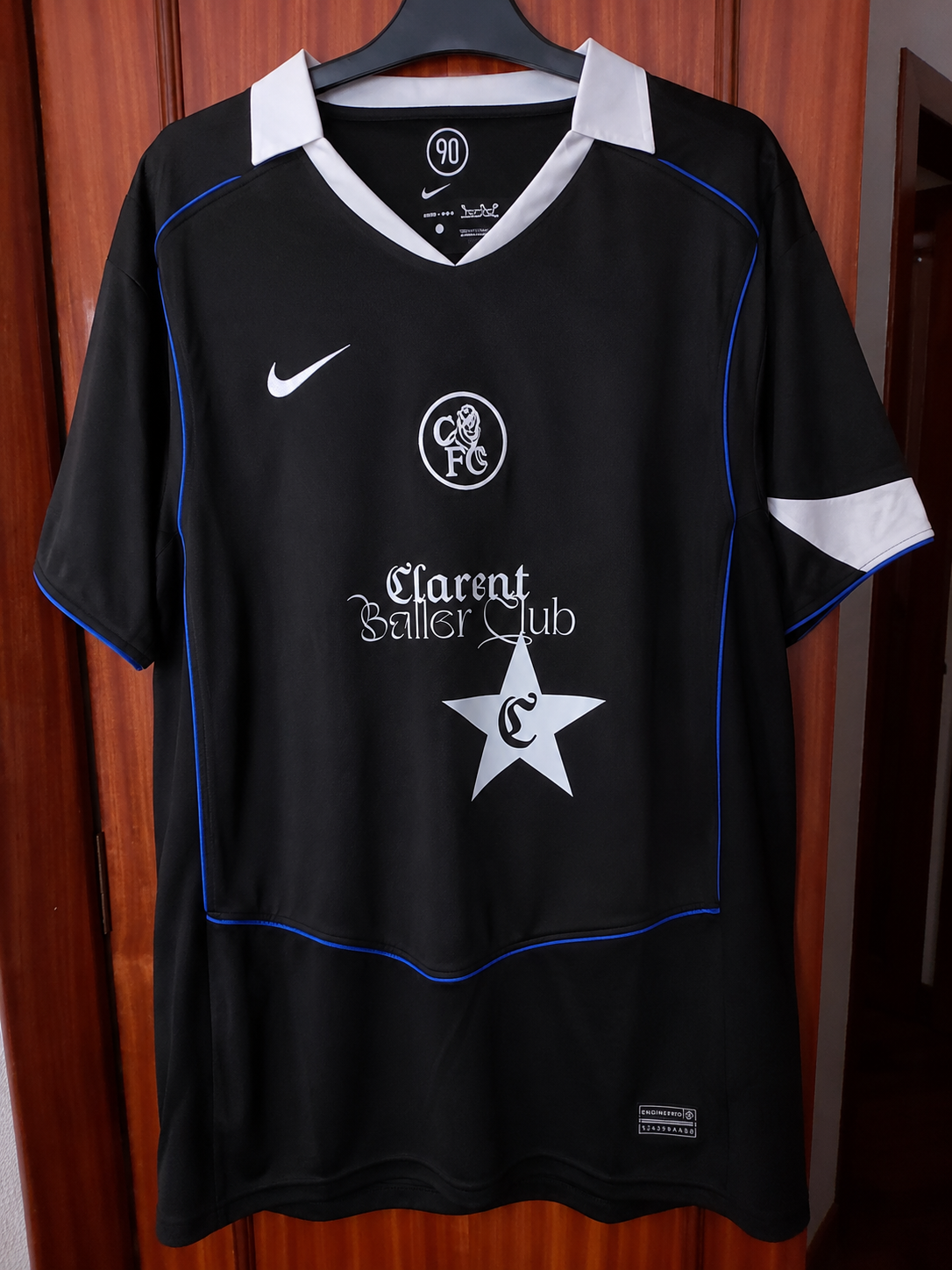 Foto de Alejandro Ruiz con su camiseta